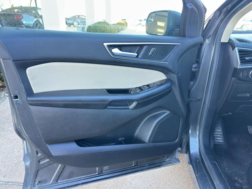 used 2015 Ford Edge car, priced at $12,350