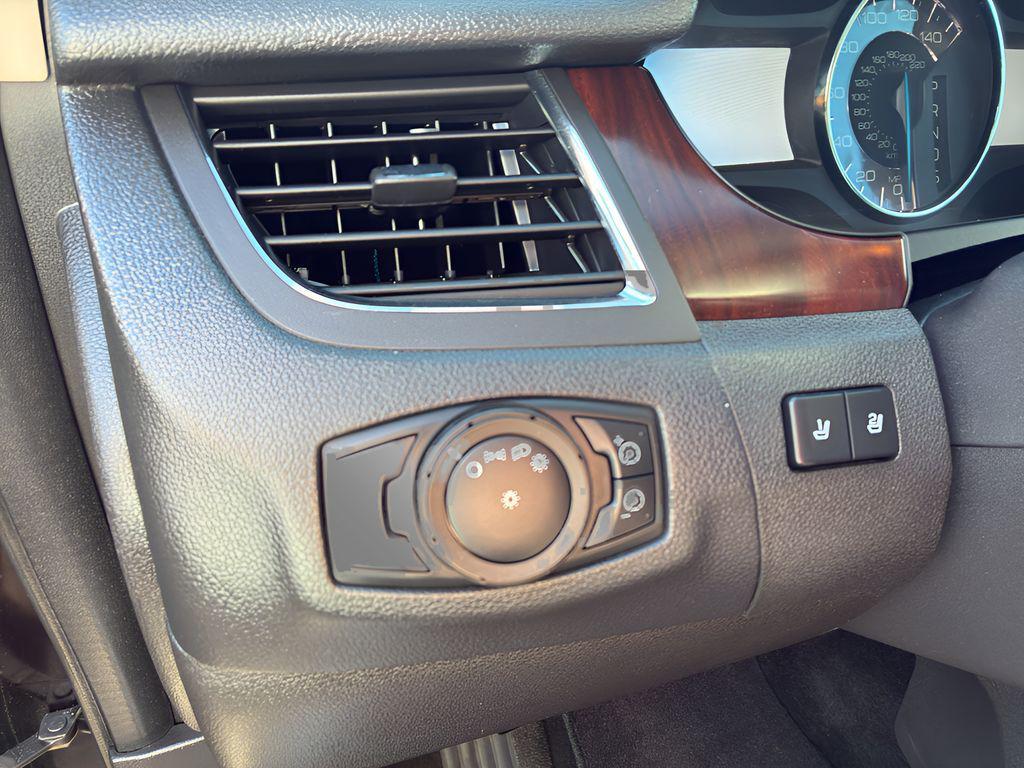 used 2013 Ford Edge car, priced at $9,250