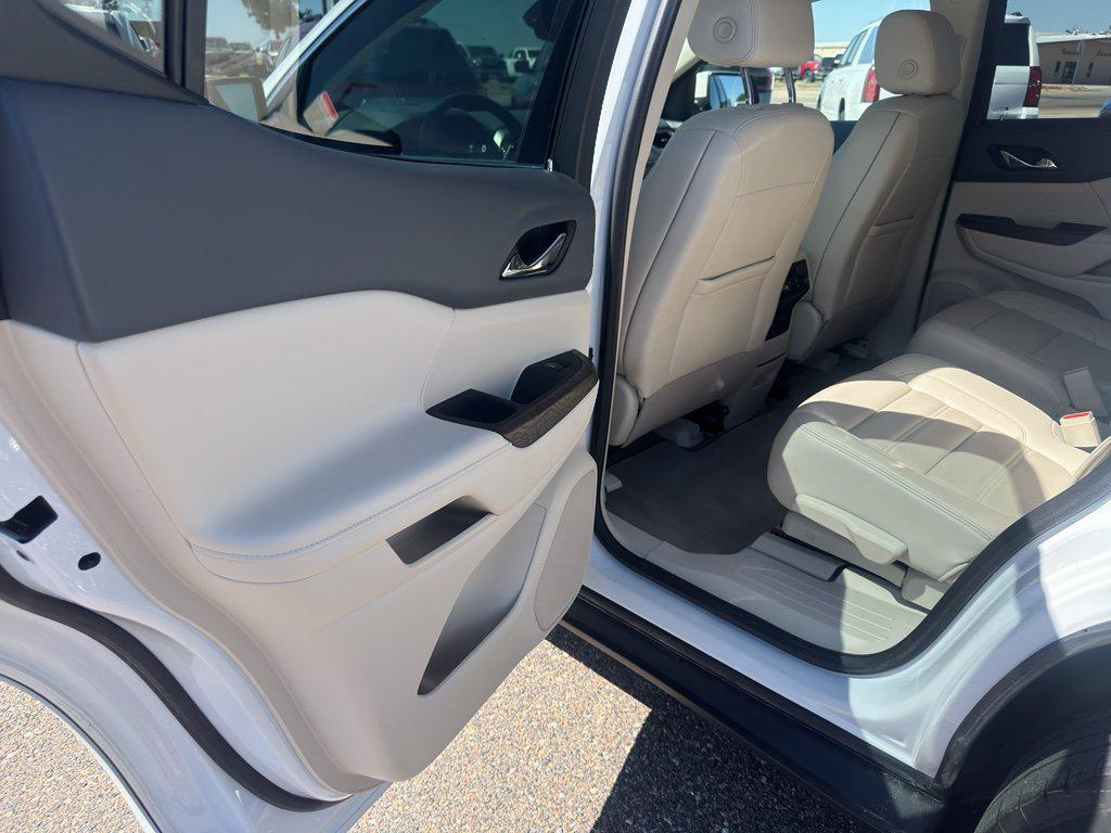 used 2022 GMC Acadia car, priced at $35,694