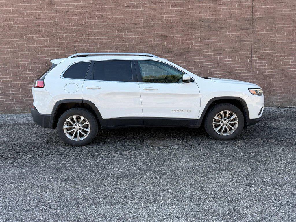 used 2019 Jeep Cherokee car, priced at $13,995