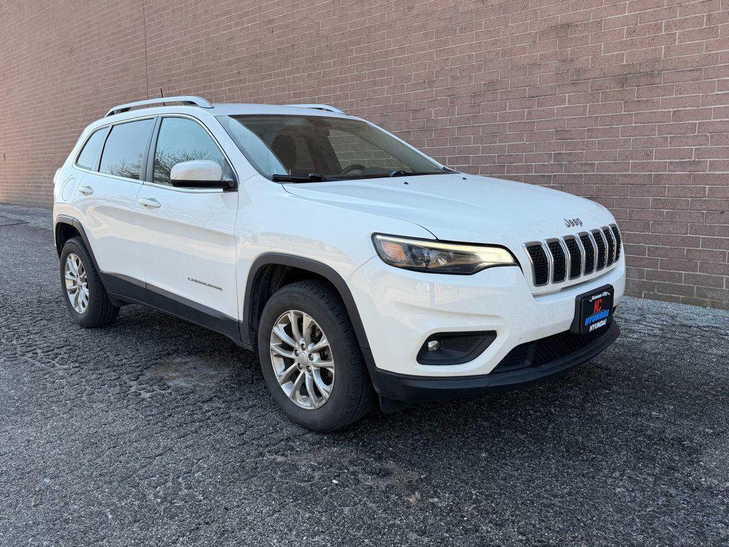 used 2019 Jeep Cherokee car, priced at $13,995