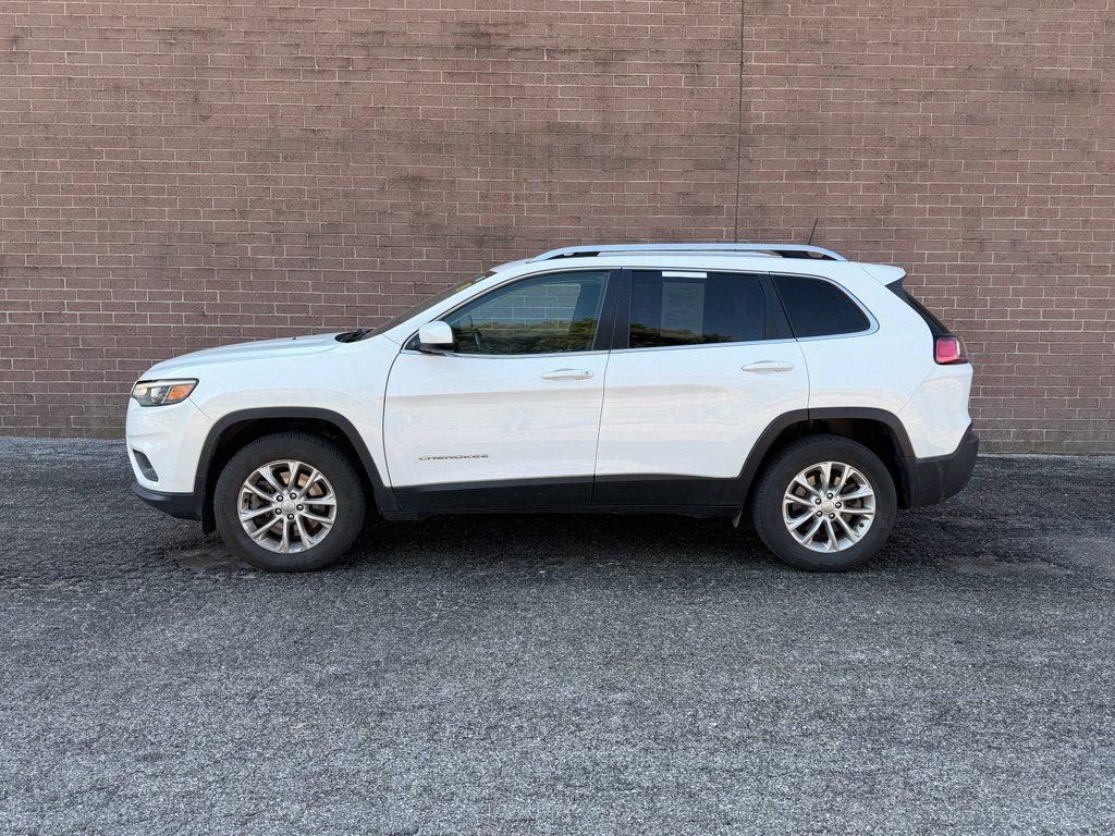 used 2019 Jeep Cherokee car, priced at $13,995