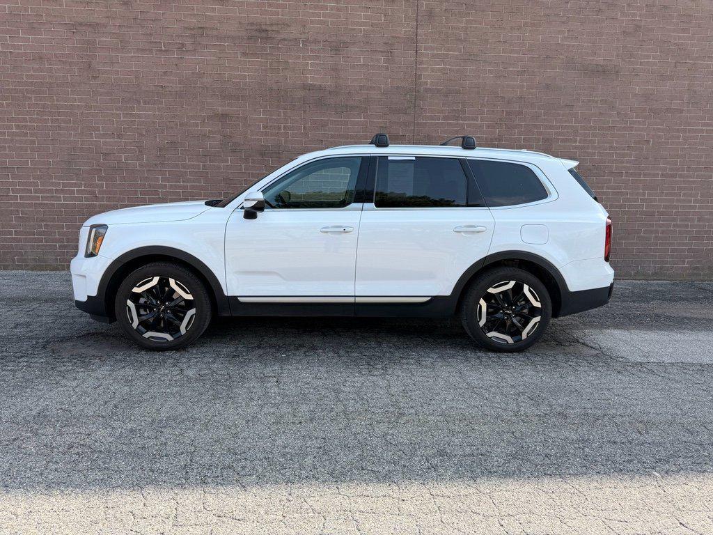 used 2025 Kia Telluride car, priced at $36,994