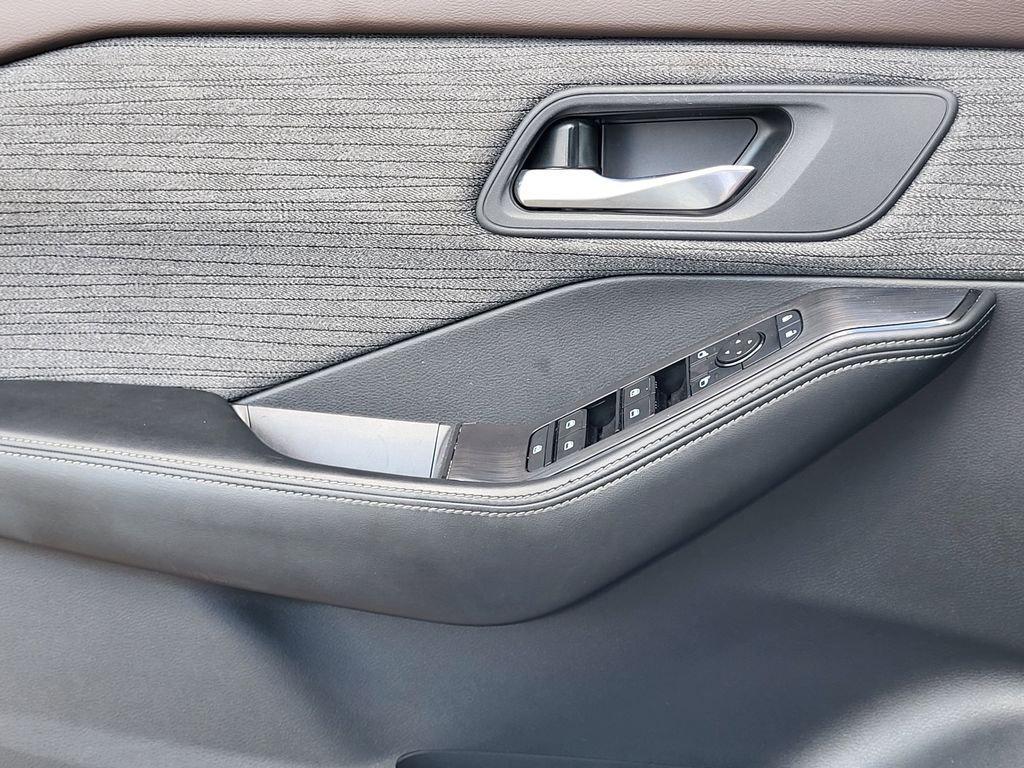 used 2023 Nissan Rogue car, priced at $17,820