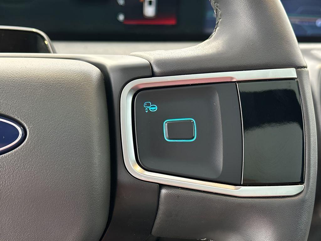 used 2025 Ford Expedition Max car, priced at $59,950