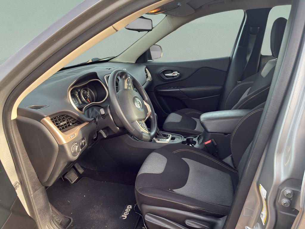 used 2016 Jeep Cherokee car, priced at $11,687