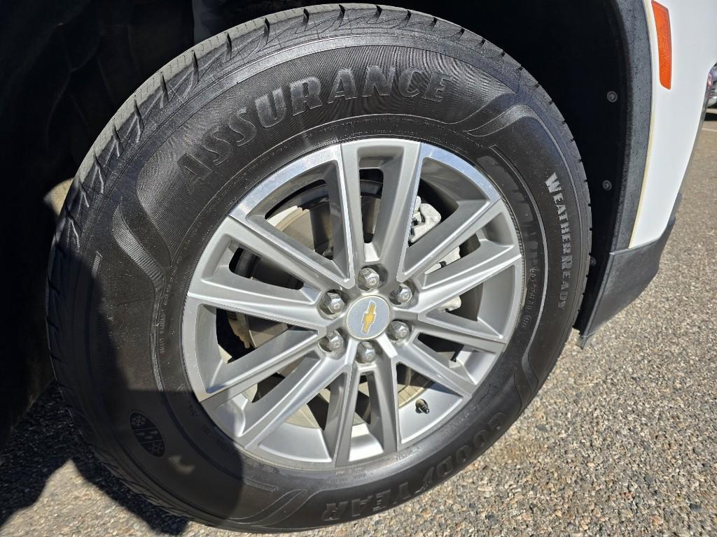 used 2023 Chevrolet Traverse car, priced at $25,004