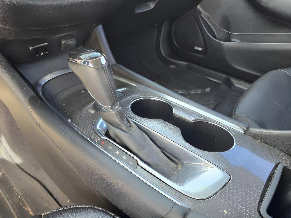 used 2017 Chevrolet Malibu car, priced at $13,940