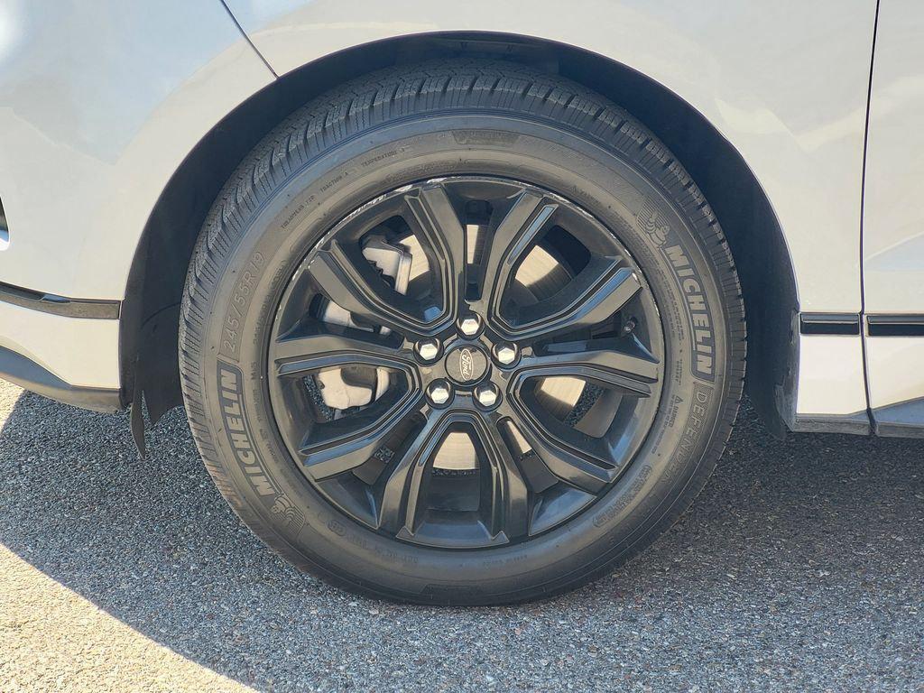 used 2022 Ford Edge car, priced at $21,940