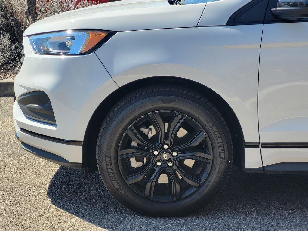 used 2022 Ford Edge car, priced at $21,940
