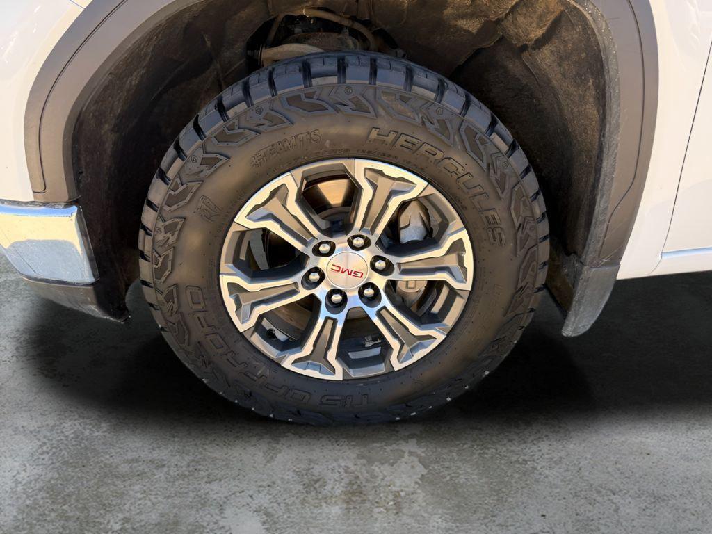 used 2024 GMC Sierra 1500 car, priced at $42,758