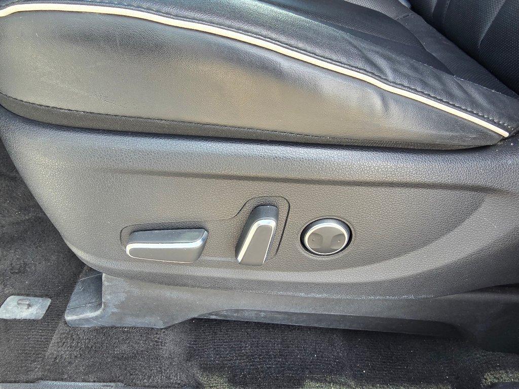 used 2025 Hyundai Palisade car, priced at $36,311