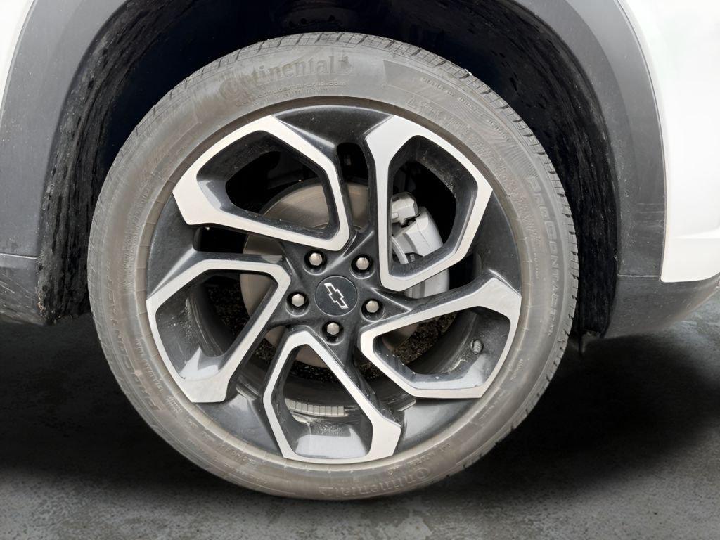 used 2025 Chevrolet Trax car, priced at $21,475