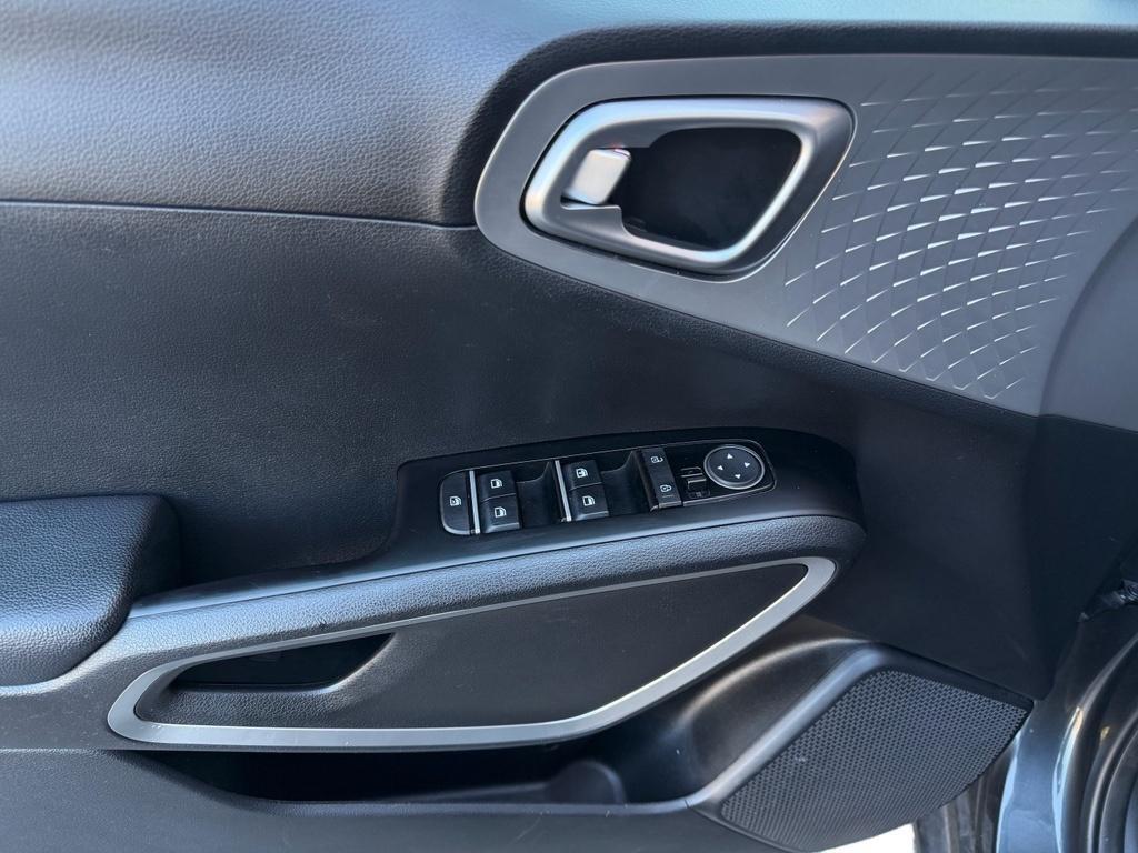 used 2022 Kia Soul car, priced at $16,256