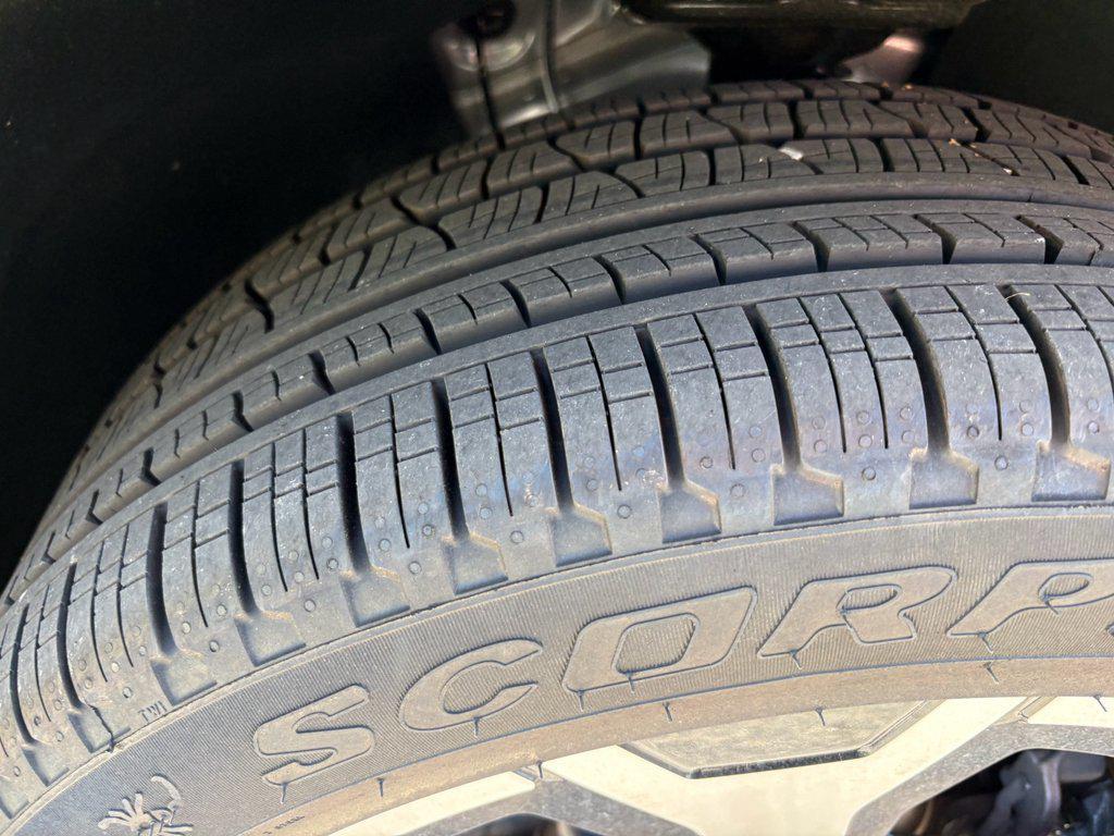 used 2025 Volkswagen Tiguan car, priced at $33,508