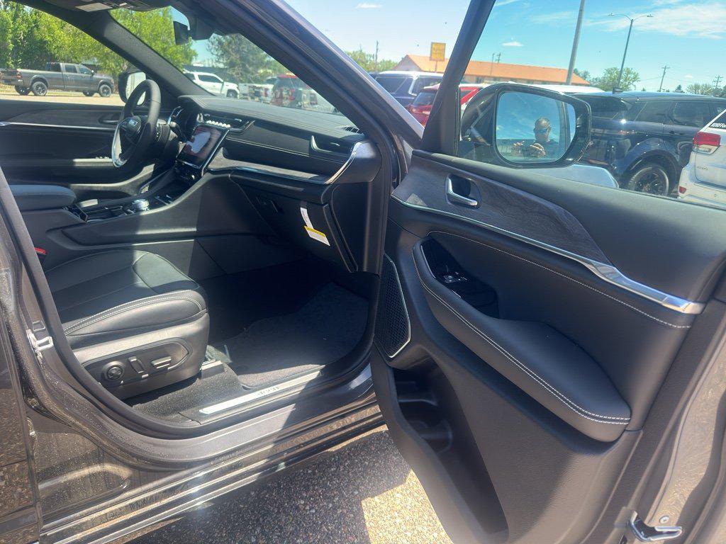 used 2025 Jeep Grand Cherokee L car, priced at $62,699