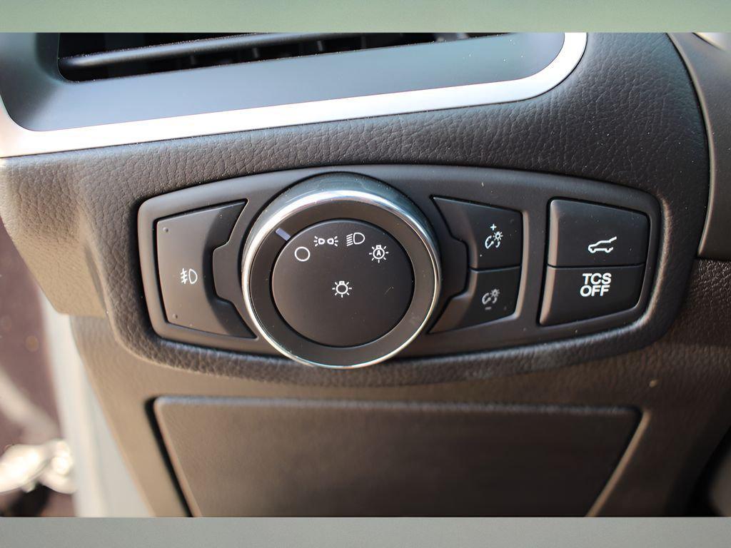 used 2021 Ford Edge car, priced at $18,997