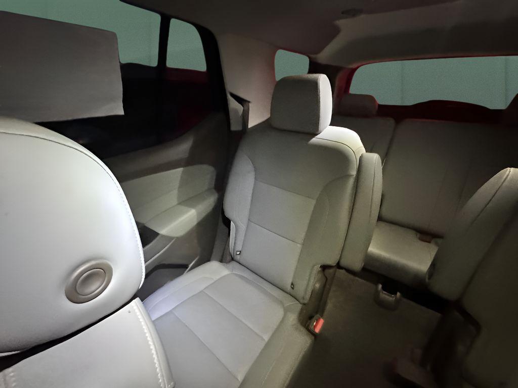 used 2021 Chevrolet Traverse car, priced at $24,262