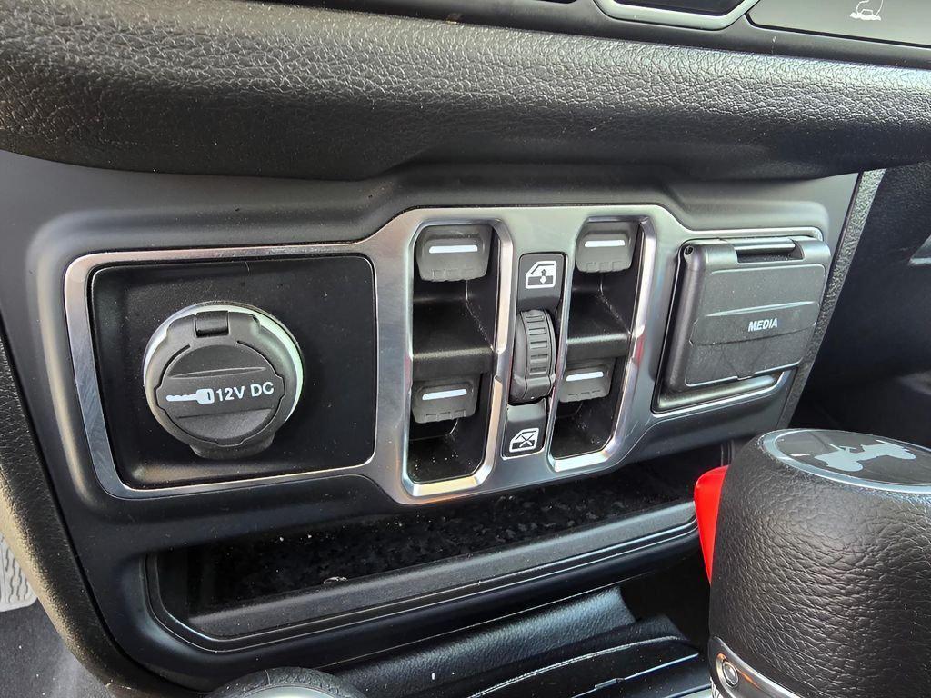 used 2025 Jeep Wrangler car, priced at $33,194