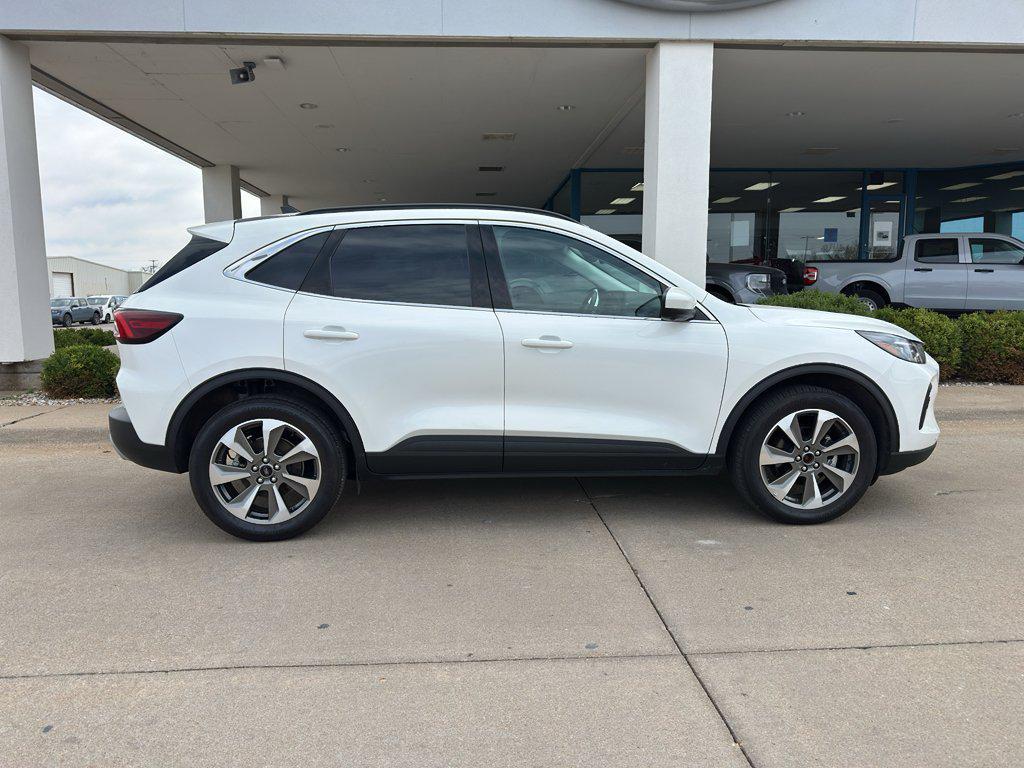 used 2024 Ford Escape car, priced at $27,550