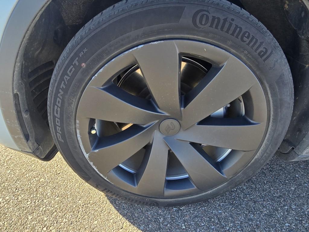 used 2021 Tesla Model Y car, priced at $21,998