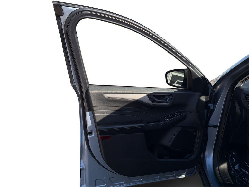 used 2022 Ford Escape car, priced at $13,504