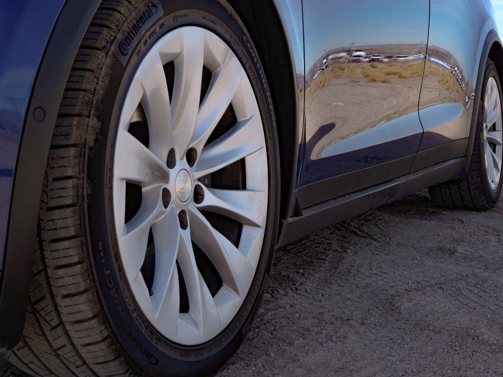 used 2020 Tesla Model X car, priced at $27,497