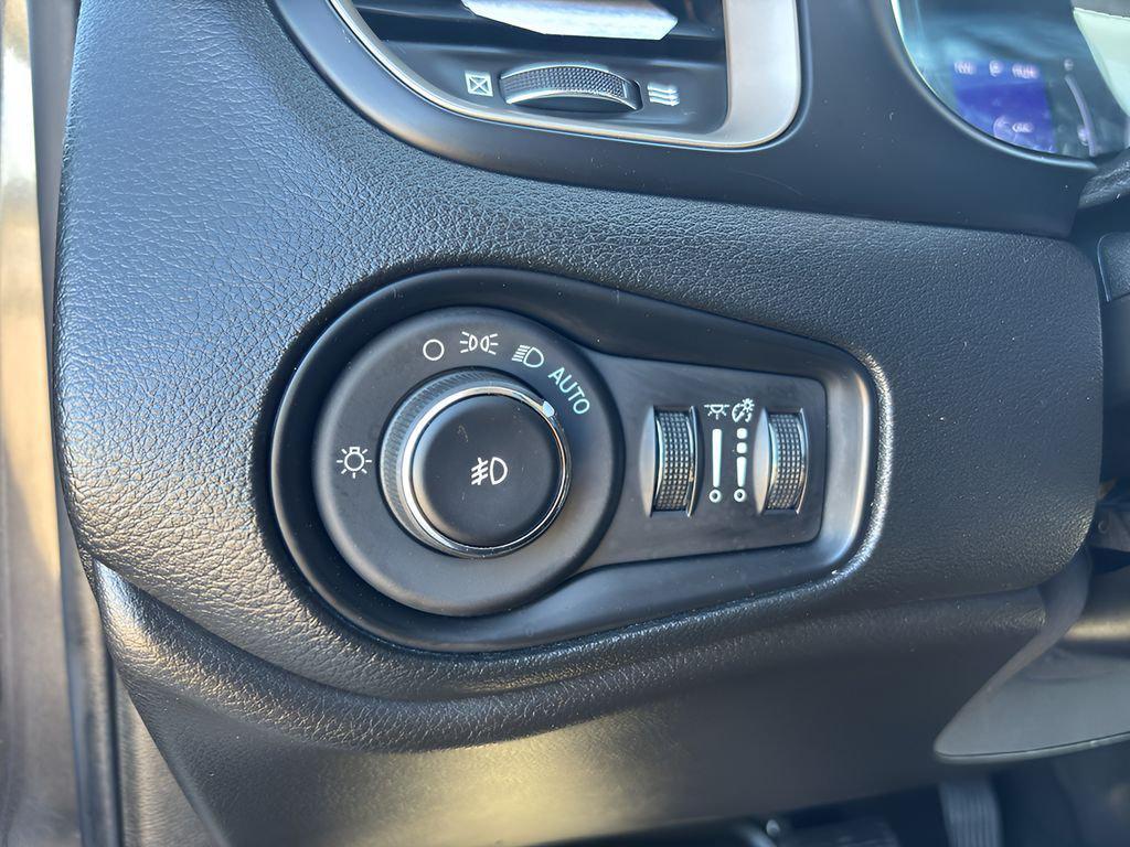used 2017 Jeep Renegade car, priced at $9,121