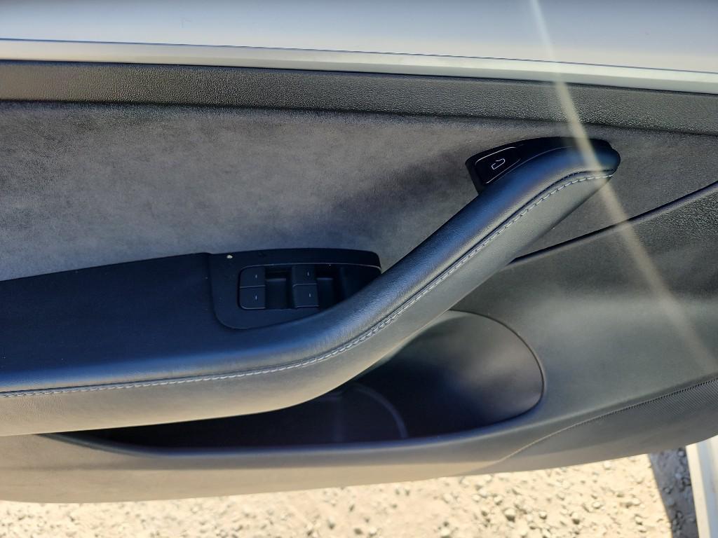 used 2022 Tesla Model 3 car, priced at $21,997