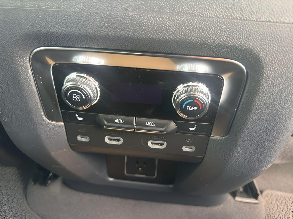 used 2024 GMC Yukon car, priced at $74,995