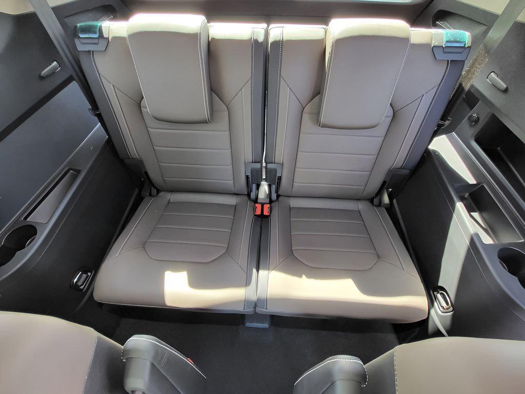 used 2025 Volkswagen Atlas car, priced at $44,602