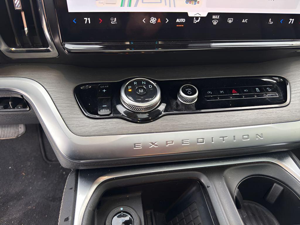 used 2025 Ford Expedition Max car, priced at $66,990