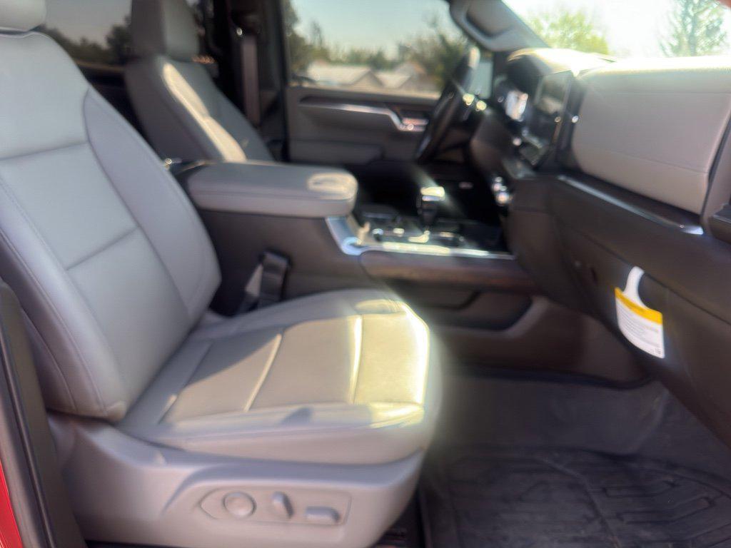used 2025 GMC Sierra 1500 car, priced at $56,694