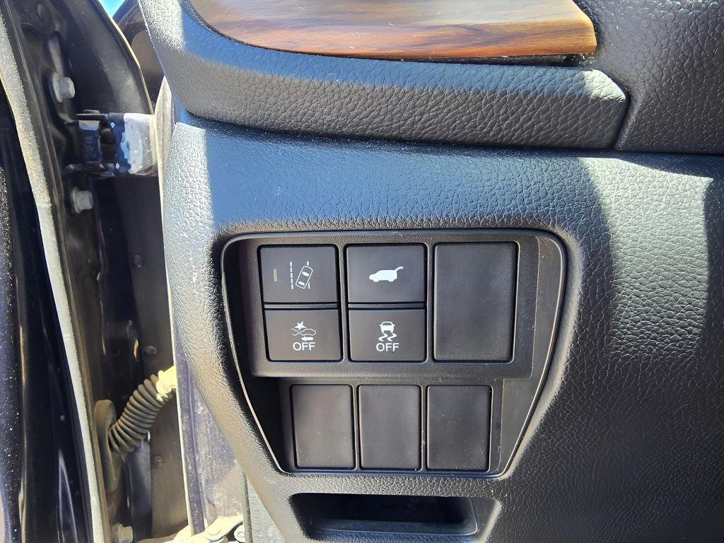used 2018 Honda CR-V car, priced at $20,671