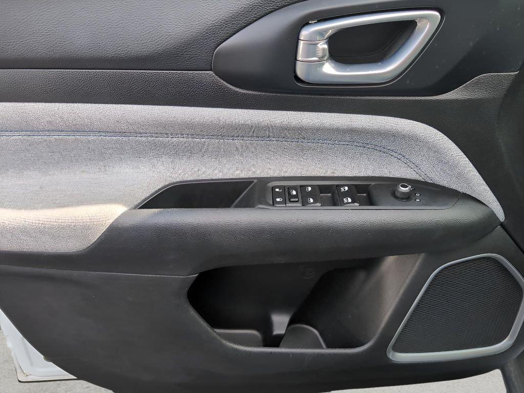 used 2024 Jeep Compass car, priced at $21,294