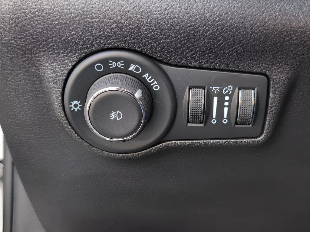 used 2024 Jeep Compass car, priced at $21,294