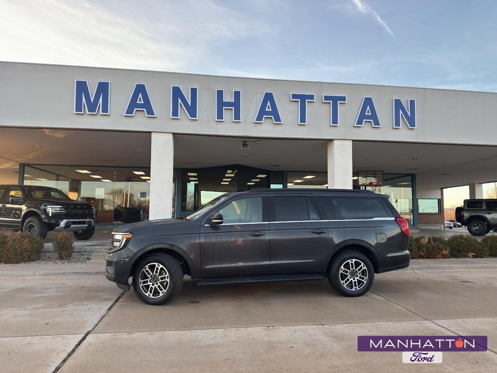 used 2025 Ford Expedition Max car, priced at $65,000