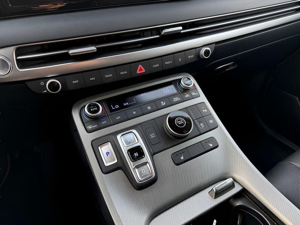 used 2024 Hyundai Palisade car, priced at $35,899