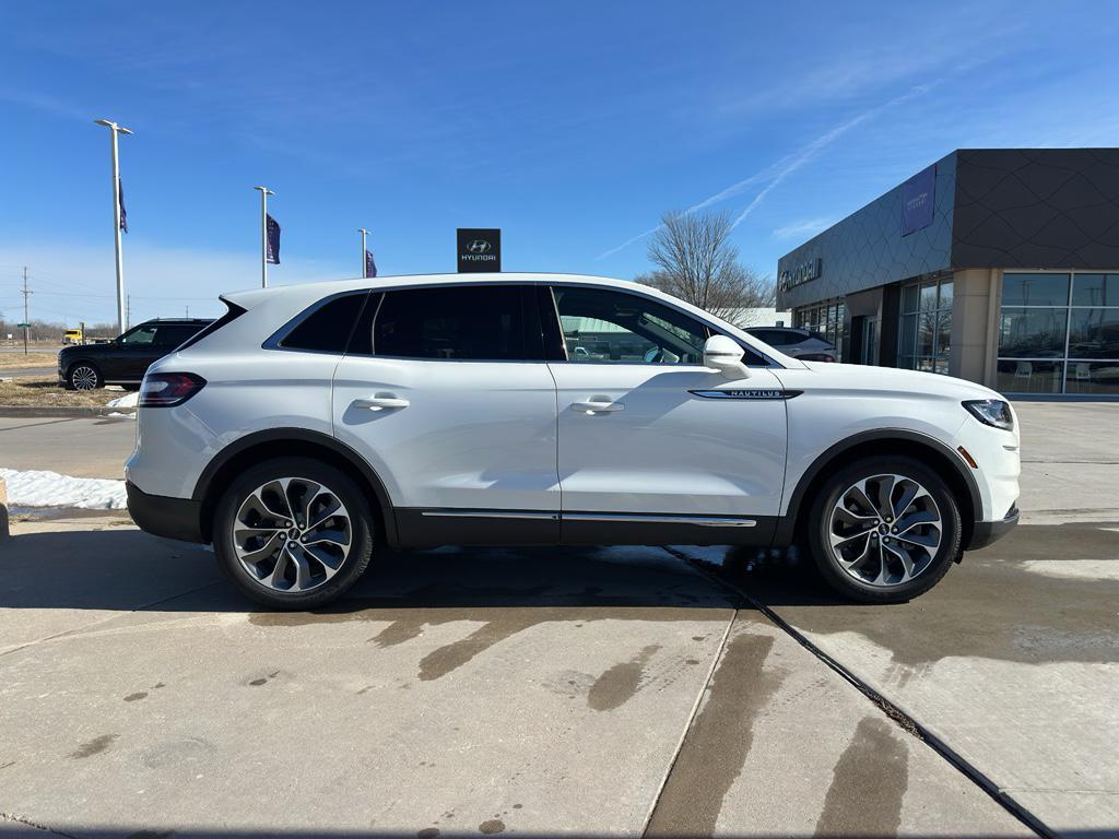 used 2022 Lincoln Nautilus car, priced at $24,450
