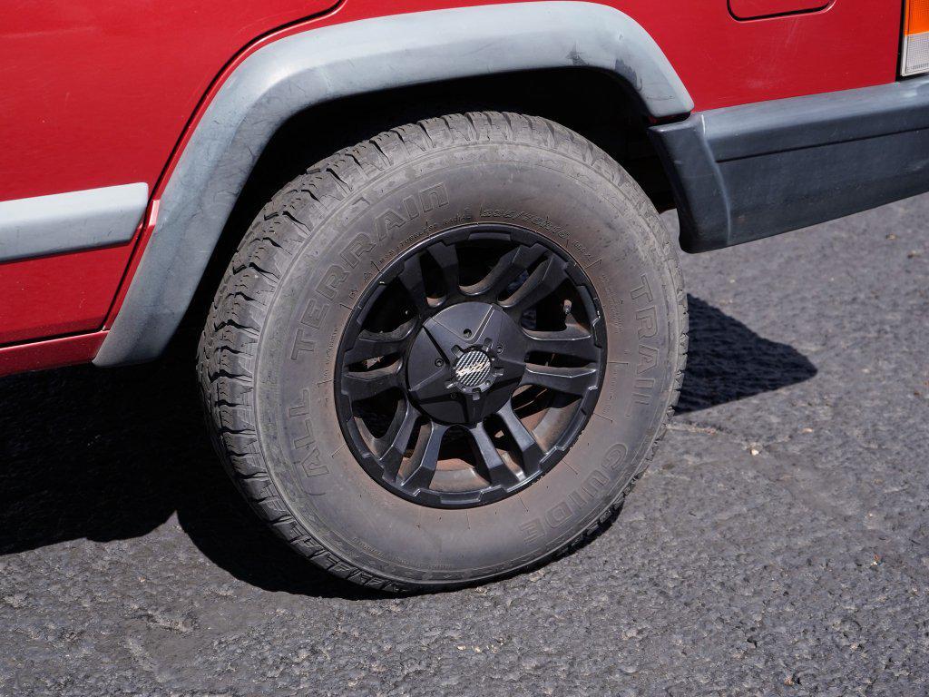 used 1998 Jeep Cherokee car, priced at $9,694