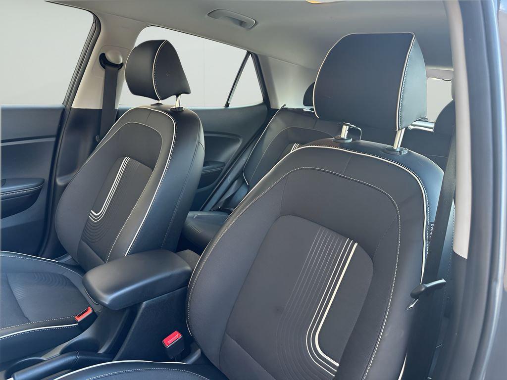 used 2025 Hyundai Venue car, priced at $20,210