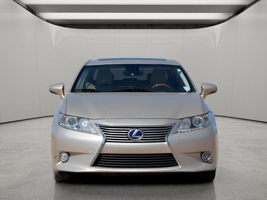used 2013 Lexus ES 300h car, priced at $15,995