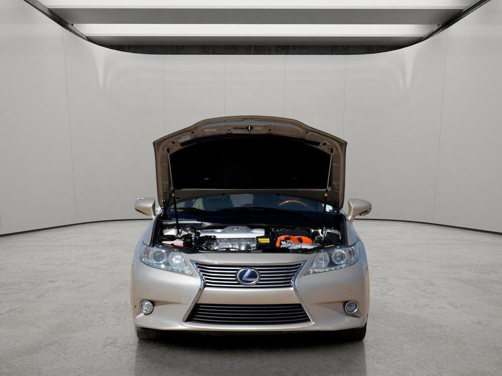 used 2013 Lexus ES 300h car, priced at $15,995