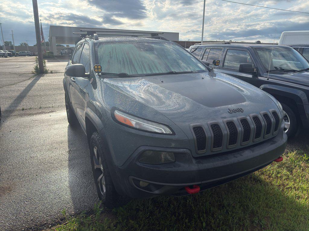 used 2014 Jeep Cherokee car, priced at $13,120