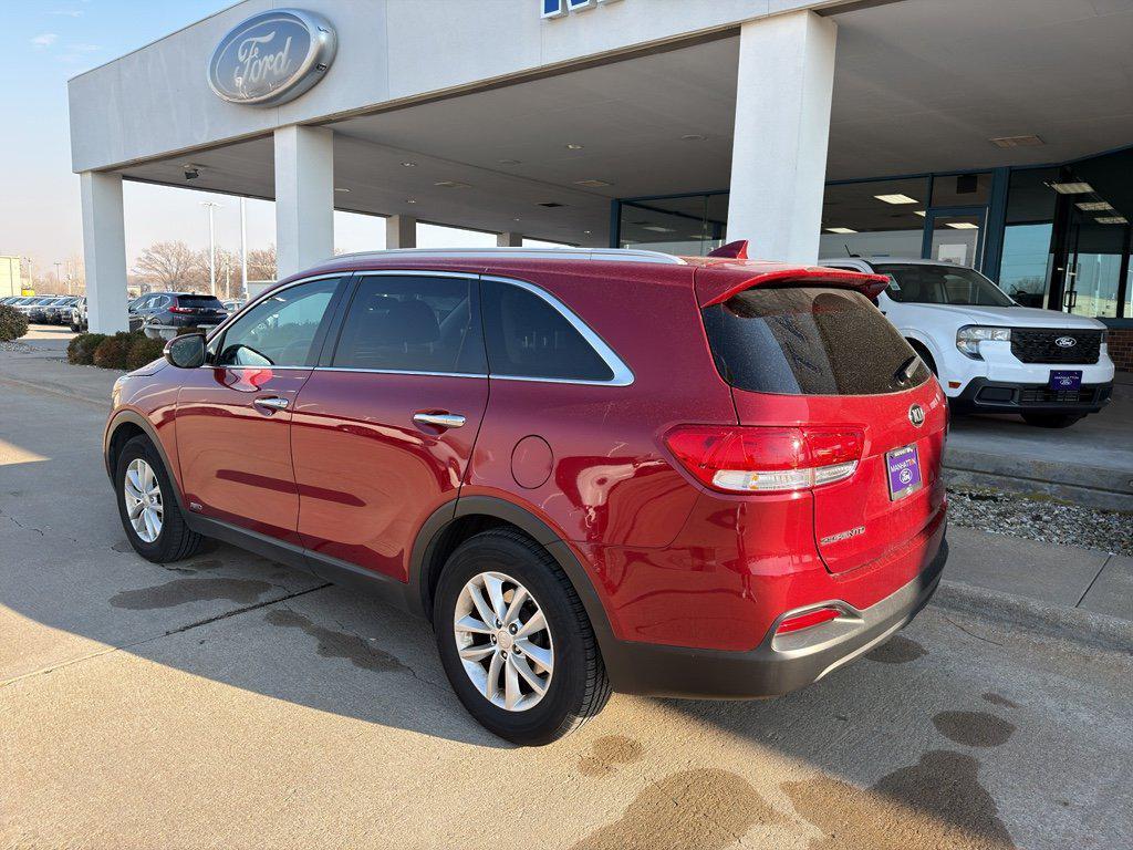used 2018 Kia Sorento car, priced at $13,550