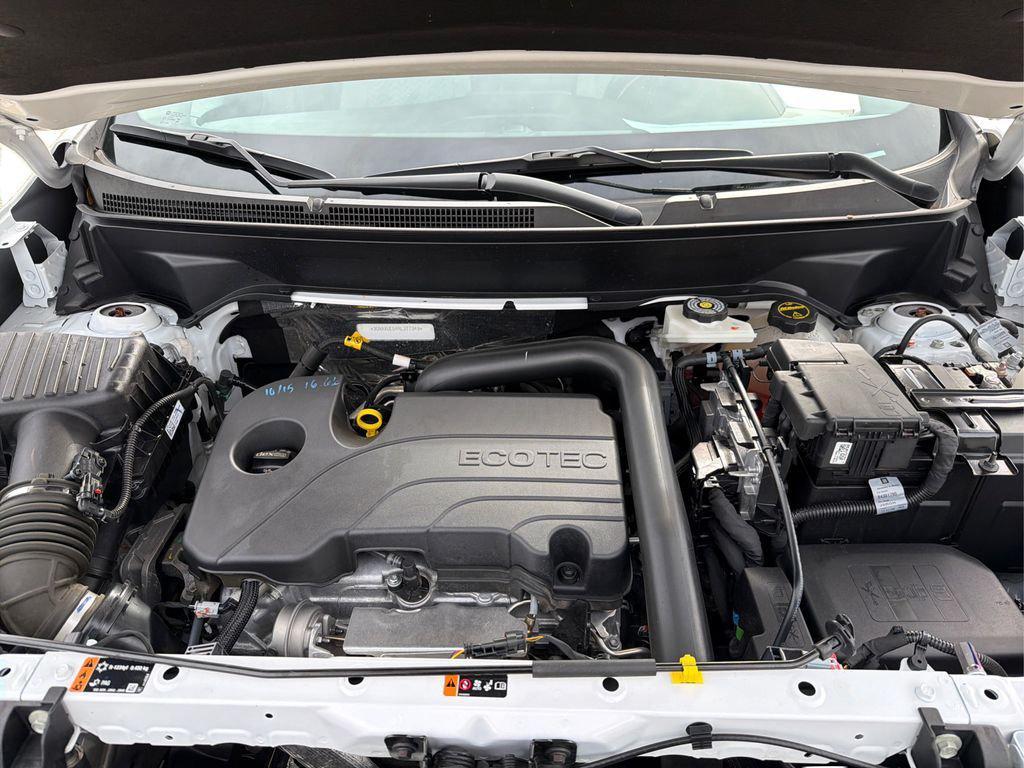 used 2024 Chevrolet Equinox car, priced at $19,329