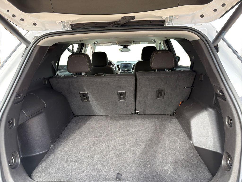 used 2024 Chevrolet Equinox car, priced at $19,329