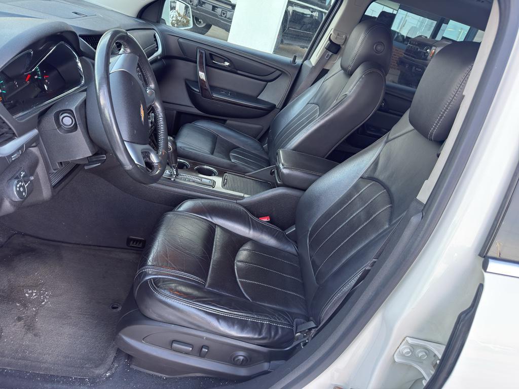 used 2015 Chevrolet Traverse car, priced at $9,021