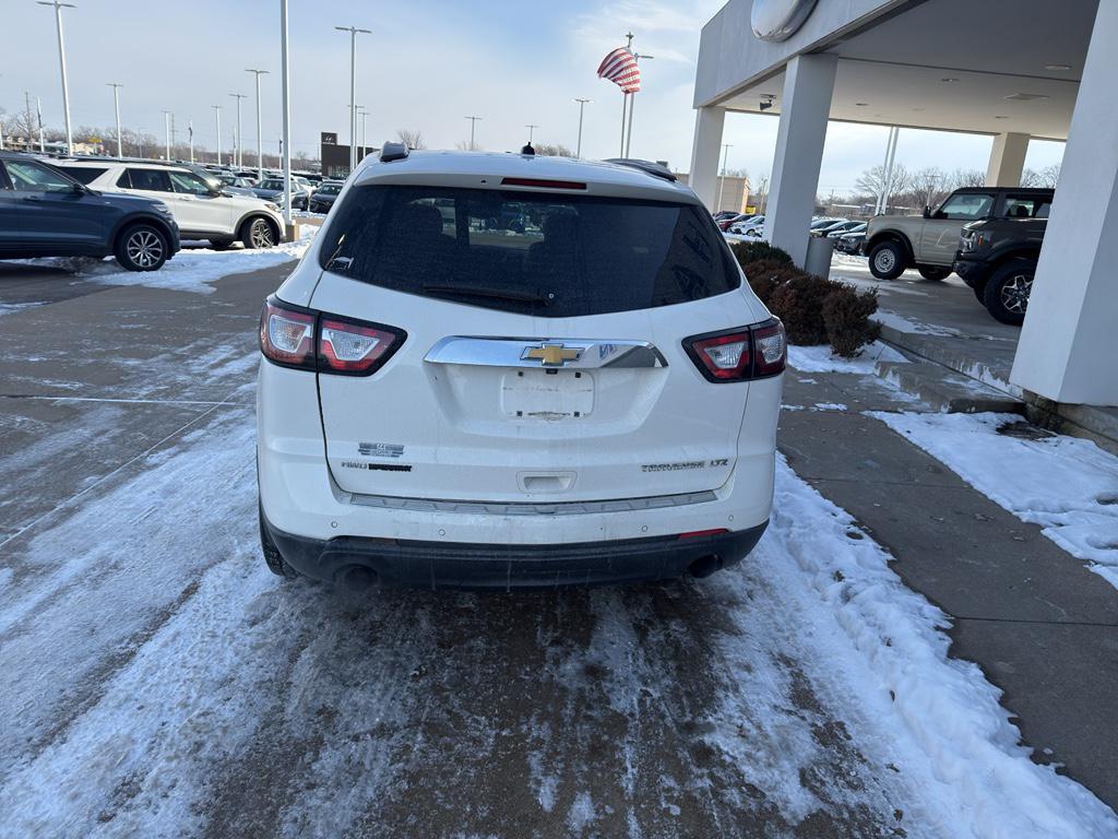 used 2015 Chevrolet Traverse car, priced at $9,021