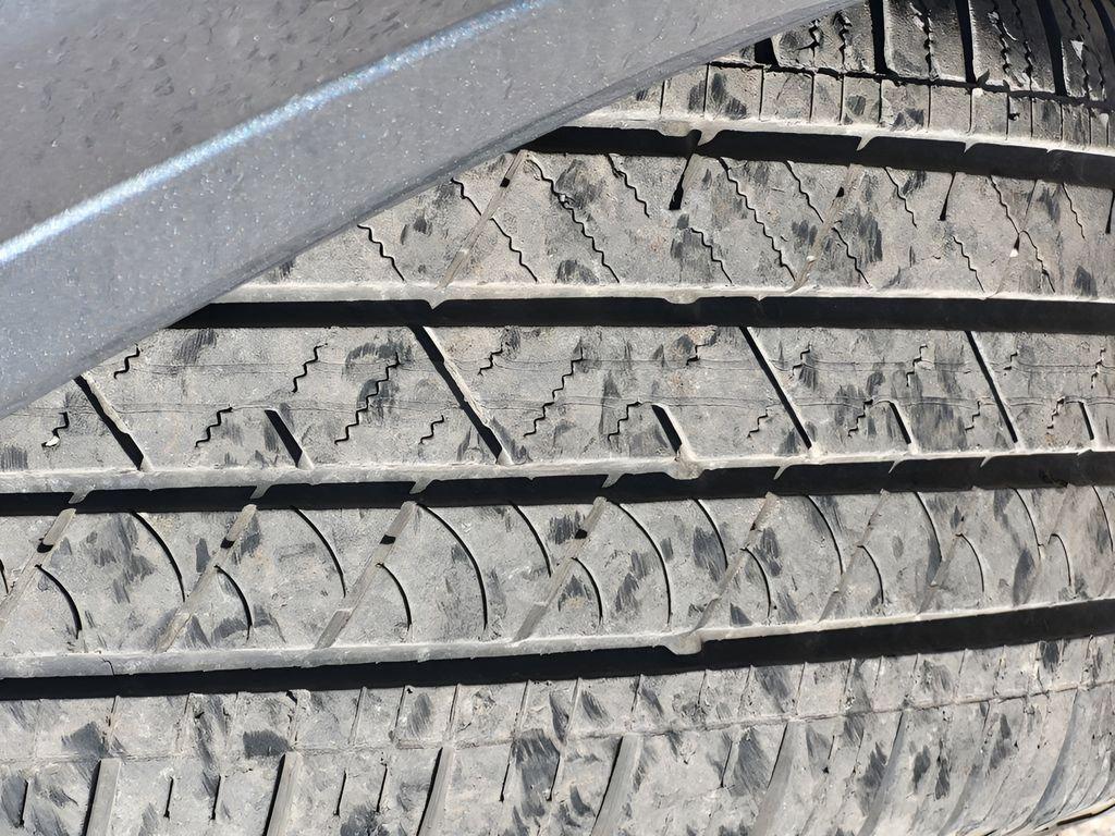 used 2024 Cadillac XT6 car, priced at $42,655